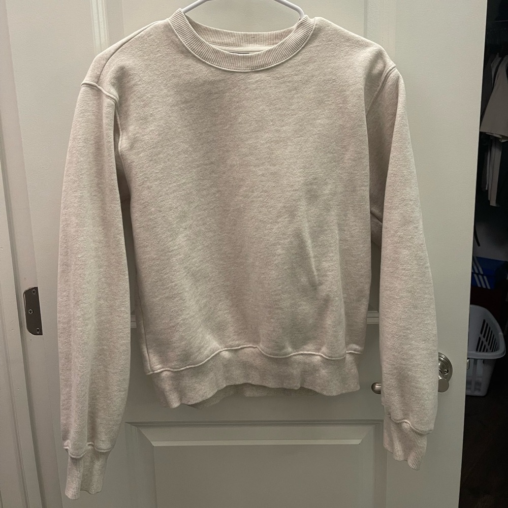 Aritzia TNA XS crewneck